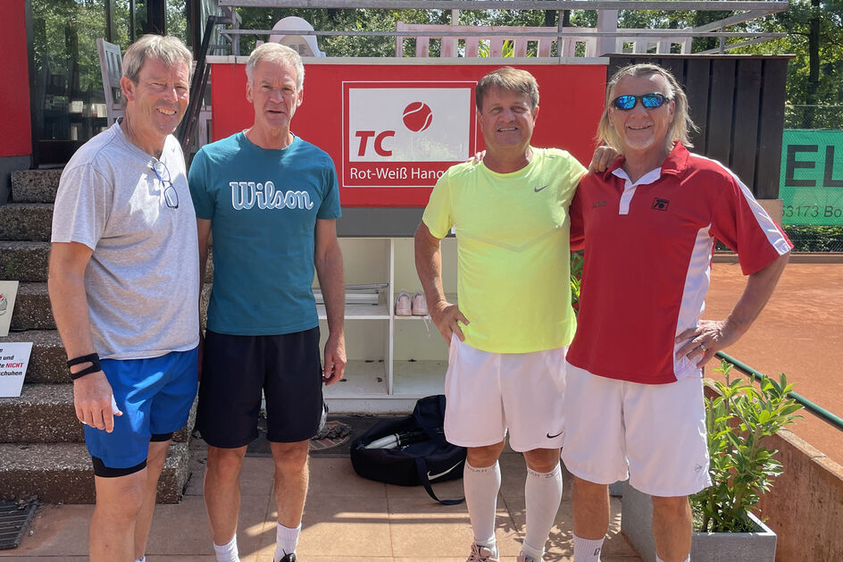 Ehemalige Top-ATP-Spieler für RW Hangelar im Einsatz (von links): Jeremy Bates, Anders Järryd, Tom Coulton und Johnny Goudenbour.